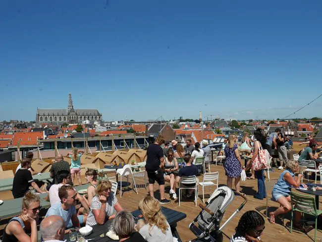 Modern Rooftop Dining